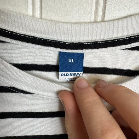 Old Navy Black White Stripe Drop Shoulder Short Sleeve Tee N8 Slightly Cropped - Picture 3 of 5